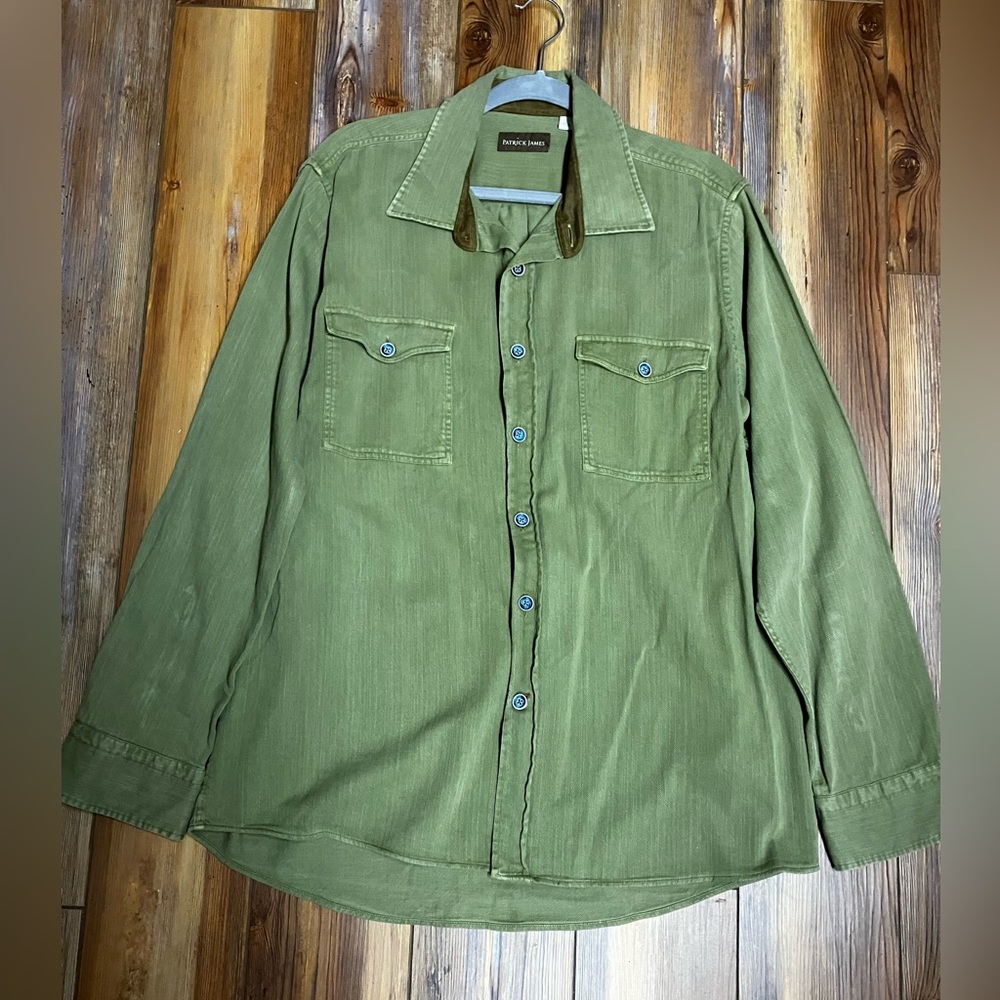 Like New Patrick James Button Down - image 1